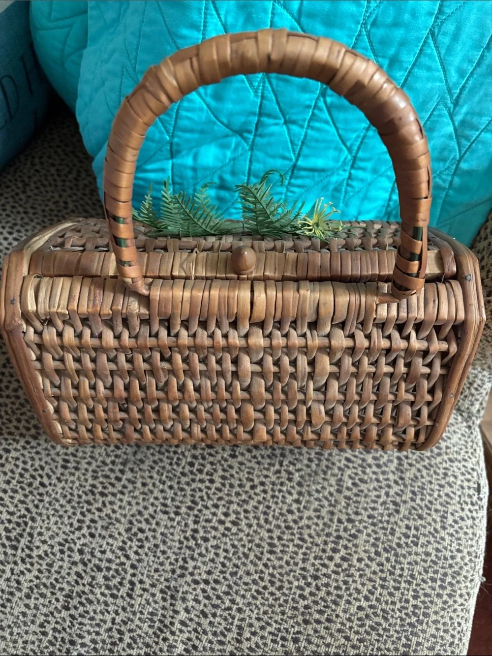 Woven Rattan Decorative Basket Purse with Handle -
